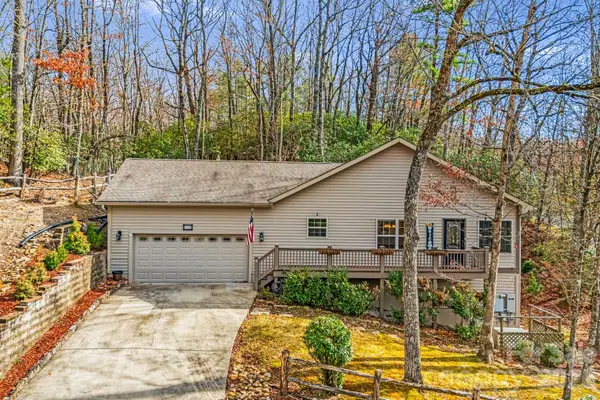 14 Isuhdavga Court, Brevard, NC 28712