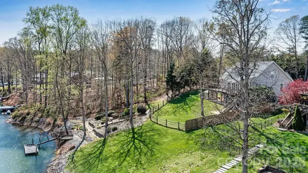 4586 Lynwood Road, Sherrills Ford, NC 28673