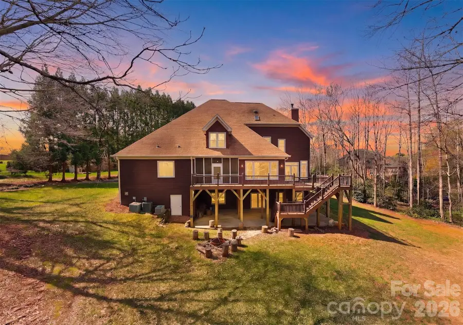 3916 2nd Street Drive Nw, Hickory, NC 28601 - #2