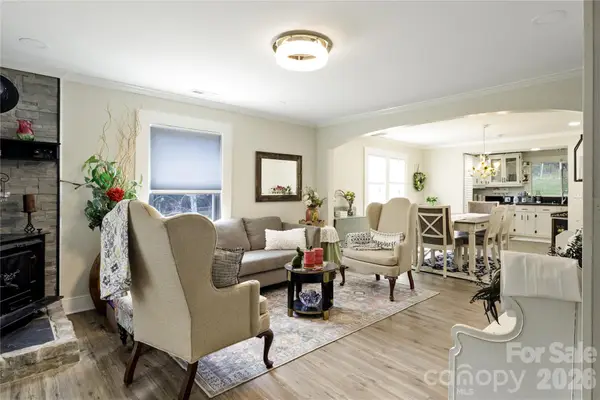 4100 S Fork Street, Hickory, NC 28602