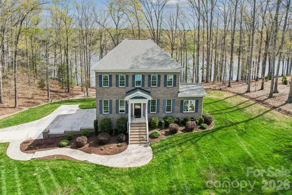 902 Bridgewater Drive, Monroe, NC 28112