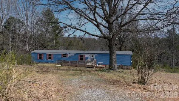 5624 R & R Farm Road, Connelly Springs, NC 28612