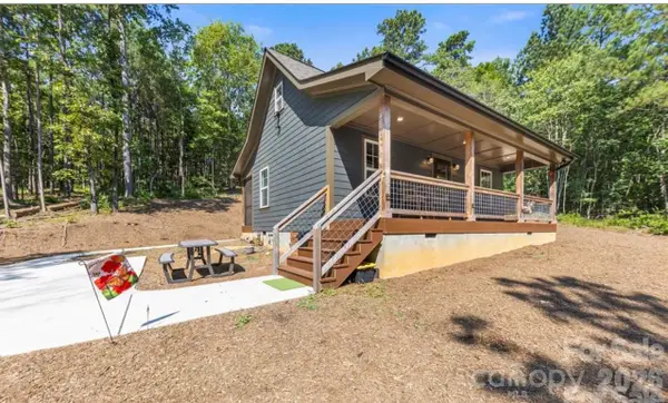 8333 Catawba Cove Drive, Belmont, NC 28012