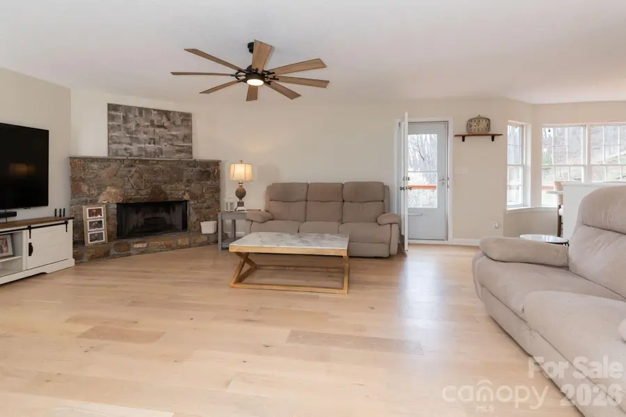 21 S Lindon Cove Road #3, Candler, NC 28715 - #3