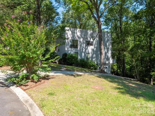 3423 Tinkerbell Lane, Charlotte, NC 28210
