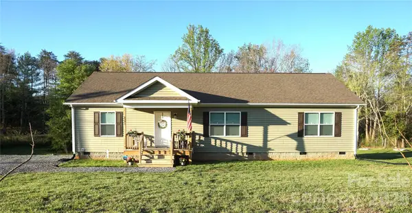 6591 George Hildebran School Road, Hickory, NC 28602