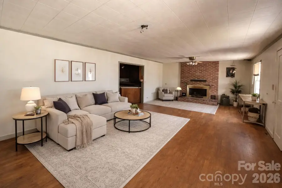 412 W Liberty Street, Winnsboro, SC 29180 - #3