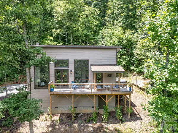 43 Tinkling Springs Lane, Fairview, NC 28730