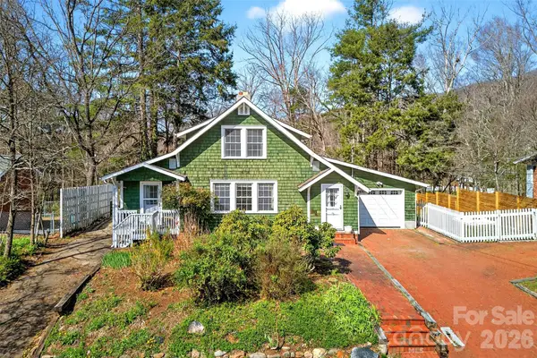 109 Eastwood Avenue, Swannanoa, NC 28778