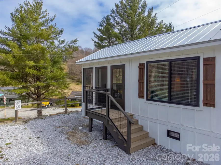 122 Mountain Breeze Ridge, Scaly Mountain, NC 28775 - #3