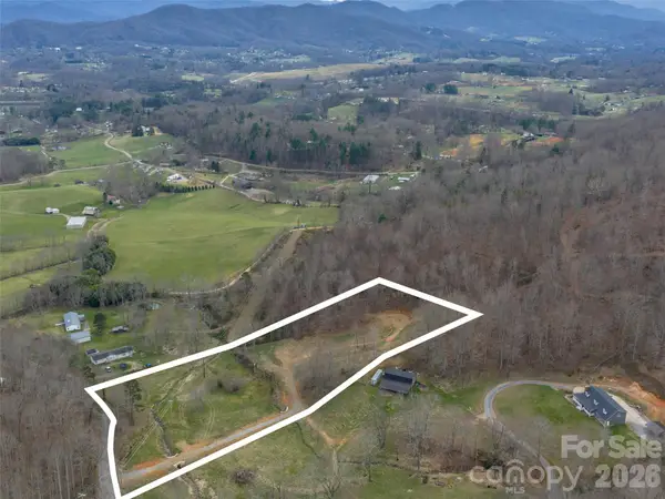 1433 Crabtree Mountain Road, Clyde, NC 28721