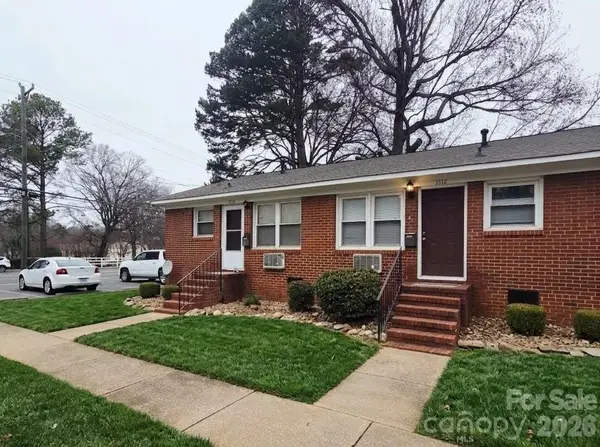 3500 Clearmont Avenue, Charlotte, NC 28212