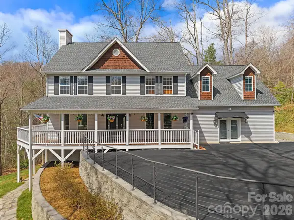 36 Ivy Cove Road, Fairview, NC 28730