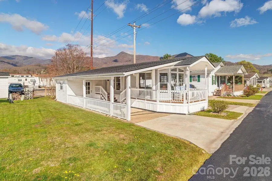 78 Strollers Lane, Waynesville, NC 28785 - #2