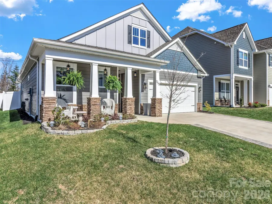 515 Fox Cove Road, Hendersonville, NC 28792 - #3