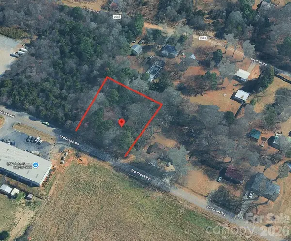 131 3rd Creek Road, Statesville, NC 28677