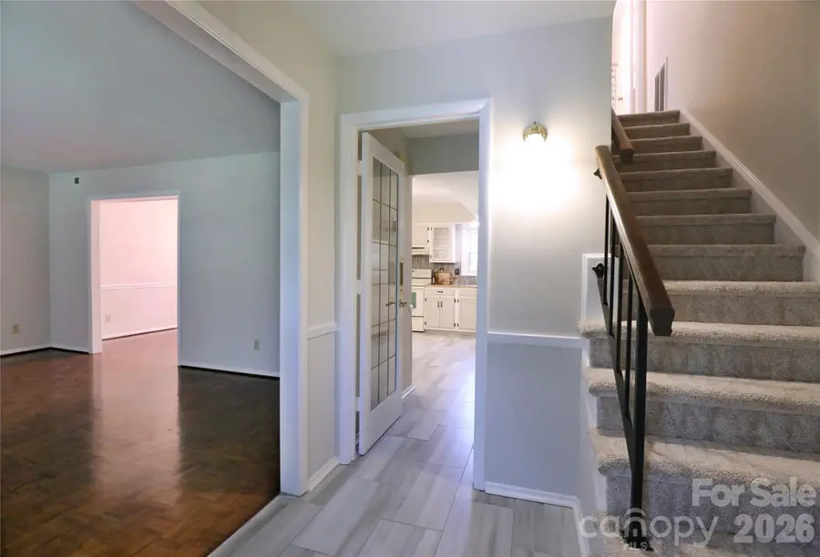 725 Bethune Place, Matthews, NC 28105 - #3