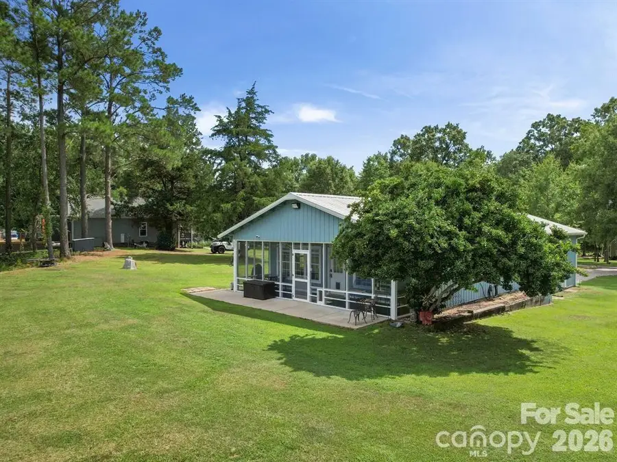 275 S Waters Edge Drive, Winnsboro, SC 29180 - #2