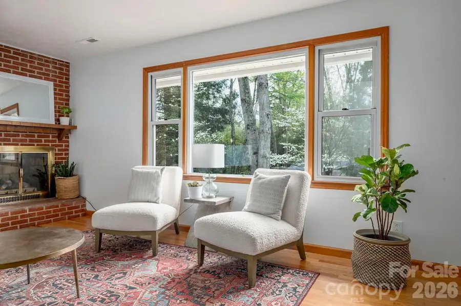 19 Wentworth Avenue, Asheville, NC 28803 - #2