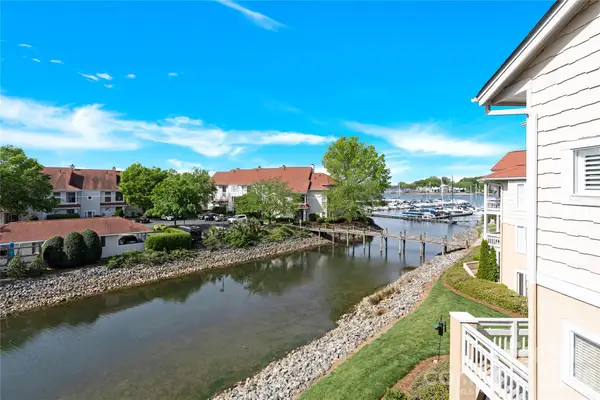 18009 Kings Point Drive #F, Cornelius, NC 28031