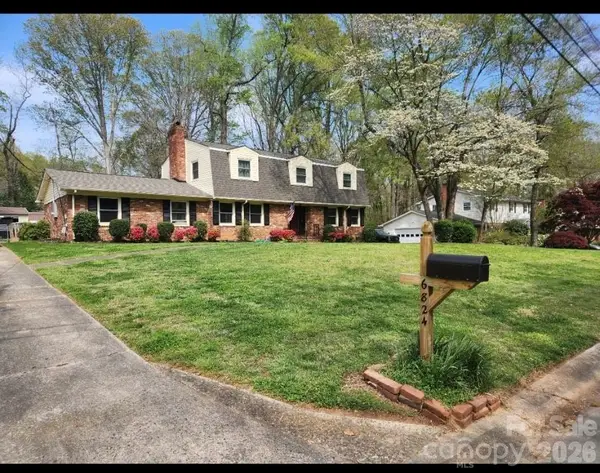 6824 April Lane, Charlotte, NC 28215