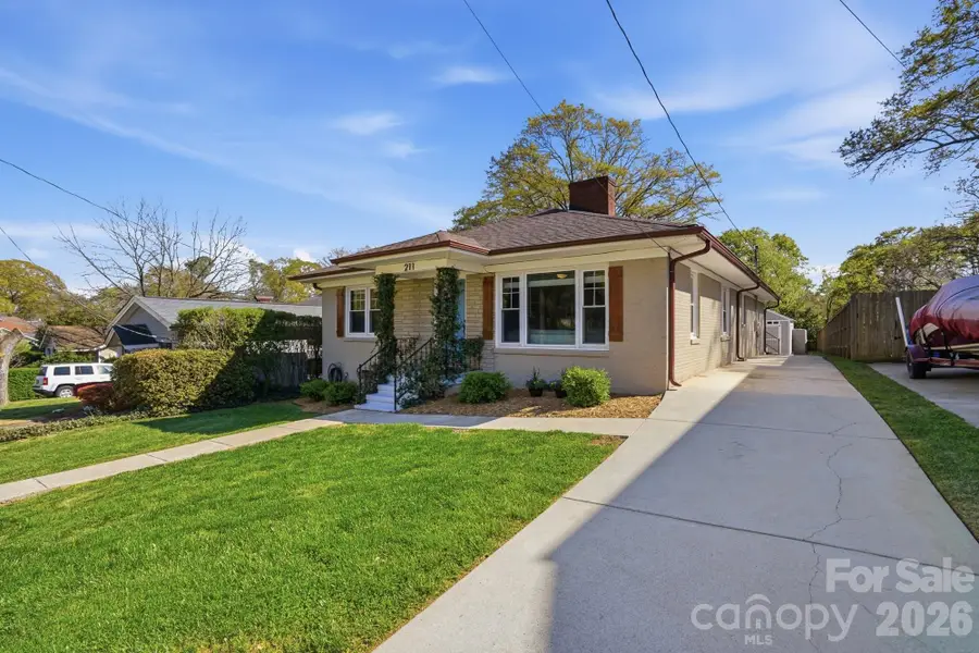 211 Cedar Street, Belmont, NC 28012 - #2