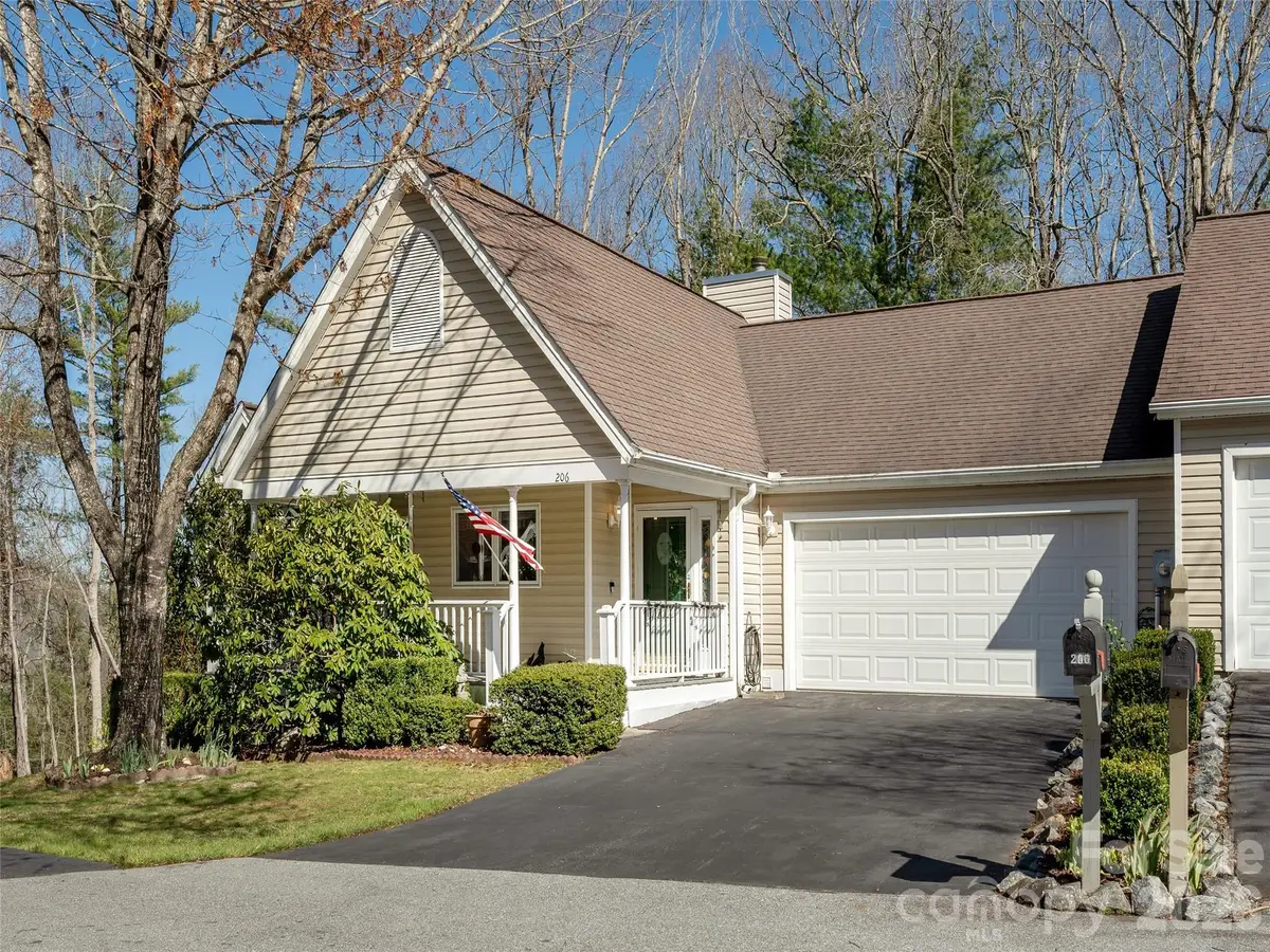 206 Black Oak Lane, Hendersonville, NC 28791 - #1