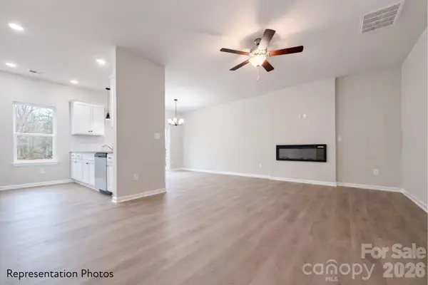 3726 Sally Lane, Charlotte, NC 28227