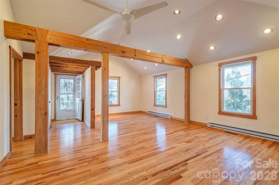 6 Alexander Street, Black Mountain, NC 28711 - #3