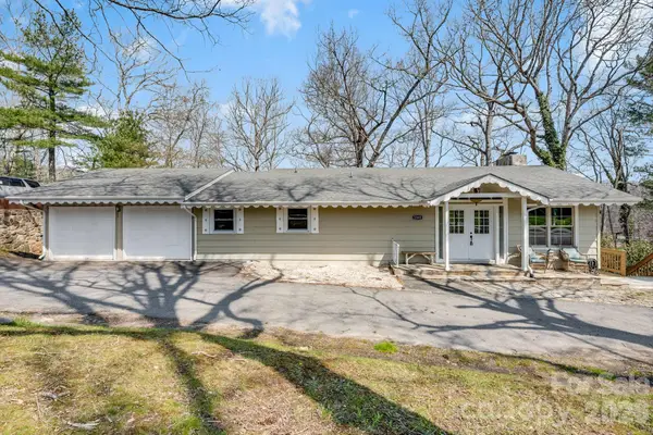 2203 Swiss Pine Lake Drive, Spruce Pine, NC 28777