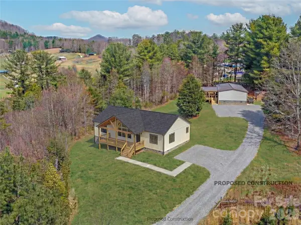 99999 Aladdin Drive, Leicester, NC 28748