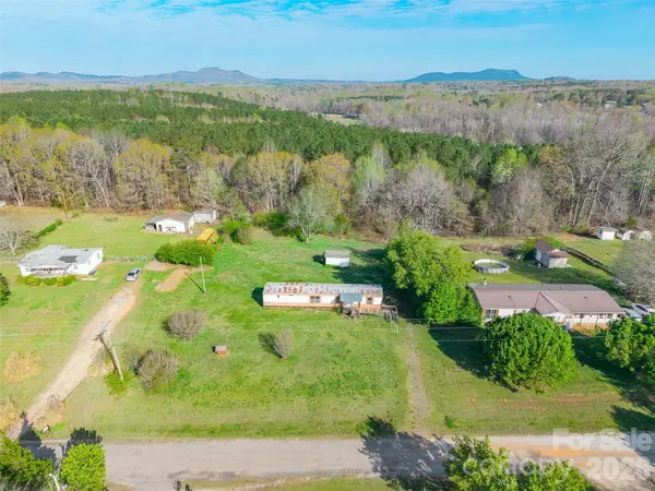 116 Twisted Oak Lane, Gastonia, NC 28052