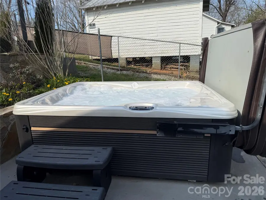 119 Seagle Street, Marion, NC 28752 - #3