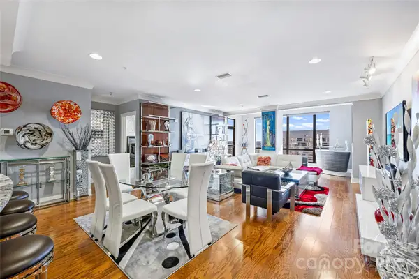 222 S Caldwell Street #1612, Charlotte, NC 28202