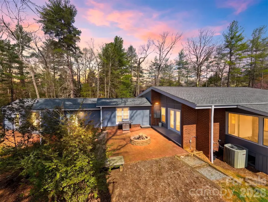 1300 Laurel Street Ne, Valdese, NC 28690 - #2