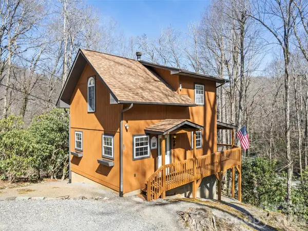 26 Stump Lane, Maggie Valley, NC 28751