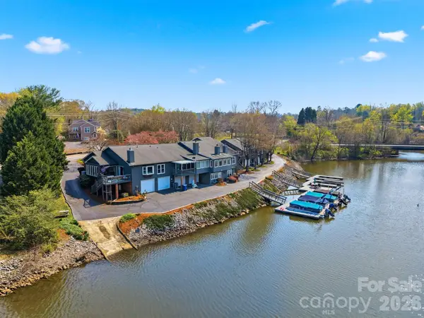 2200 6th Street Nw #3A, Hickory, NC 28601