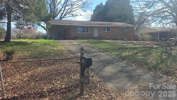 4216 Dawnwood Drive, Gastonia, NC 28056