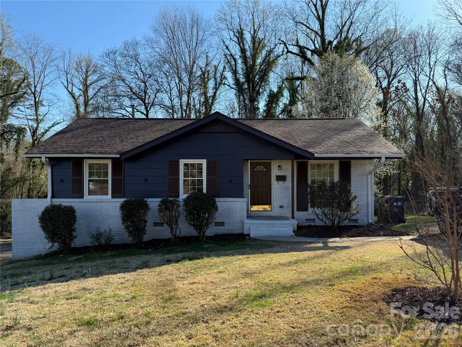 1423 Chelveston Drive, Charlotte, NC 28208 - #2