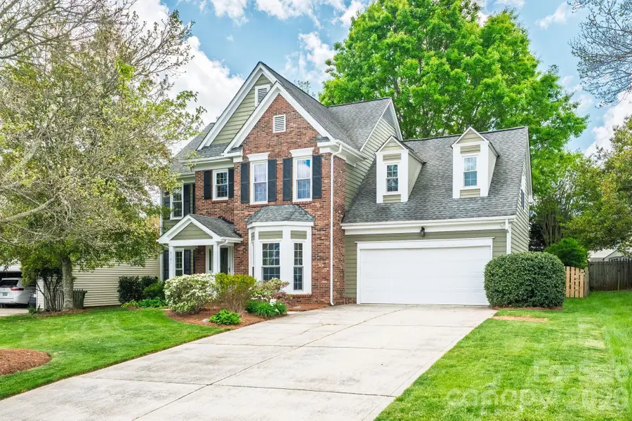 8501 Tonawanda Drive, Charlotte, NC 28277 - #2