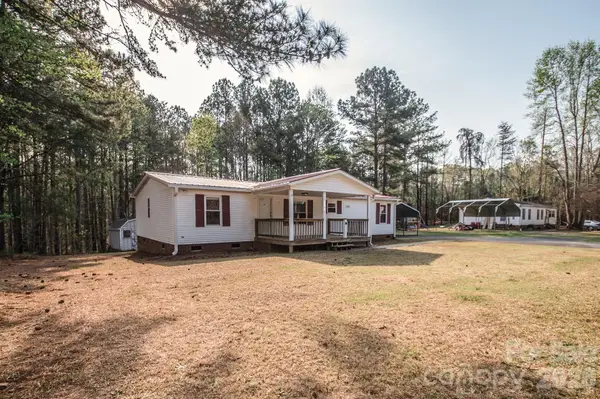 44082 Harper Hearne Road, New London, NC 28127
