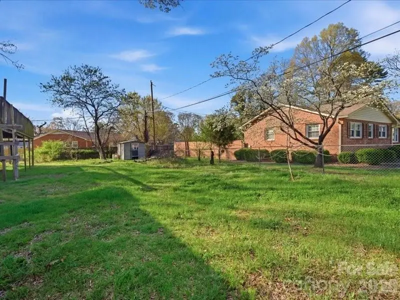 2523 Briargrove Drive, Charlotte, NC 28215 - #2