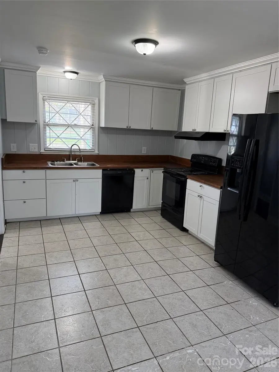 4723 Westcrest Drive, Charlotte, NC 28208 - #3