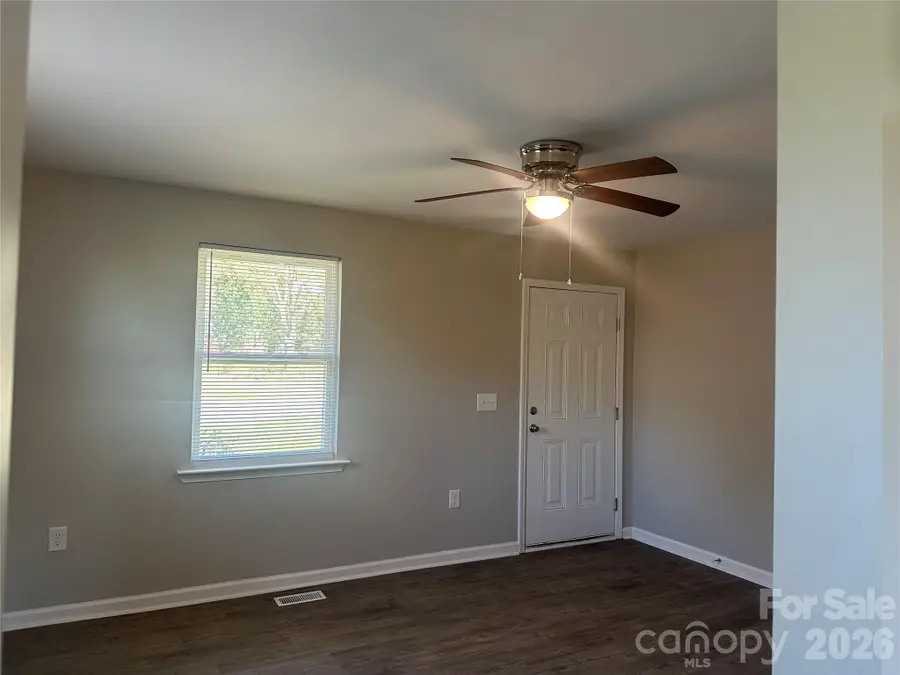 509 Skipwith Place, Charlotte, NC 28217 - #3