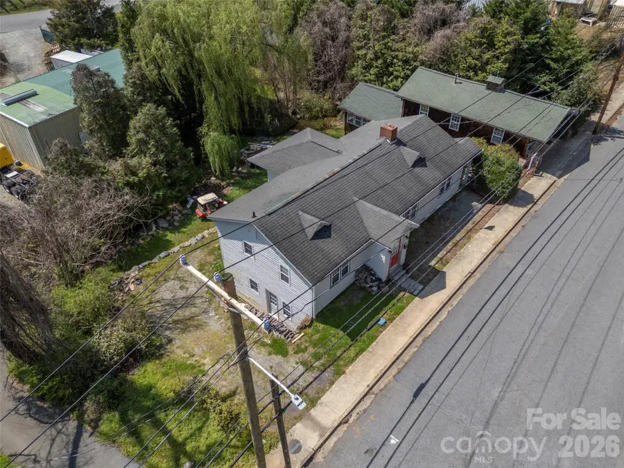 120 E Howard Street, Tryon, NC 28782 - #2