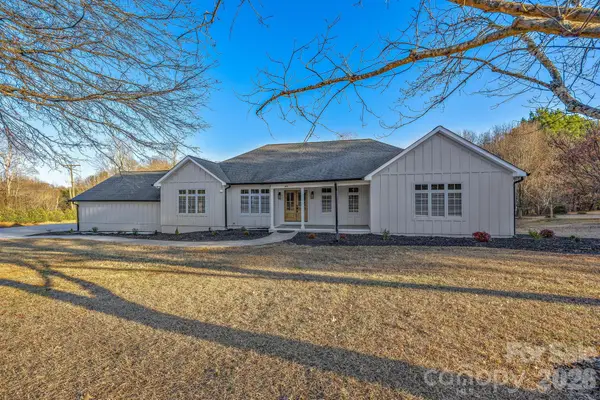 1 Sweetbriar Court, Greer, SC 29650