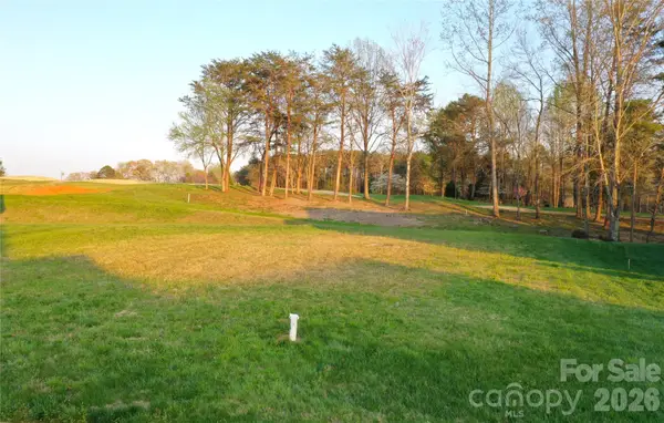 4184 Holly Circle Ne, Conover, NC 28613