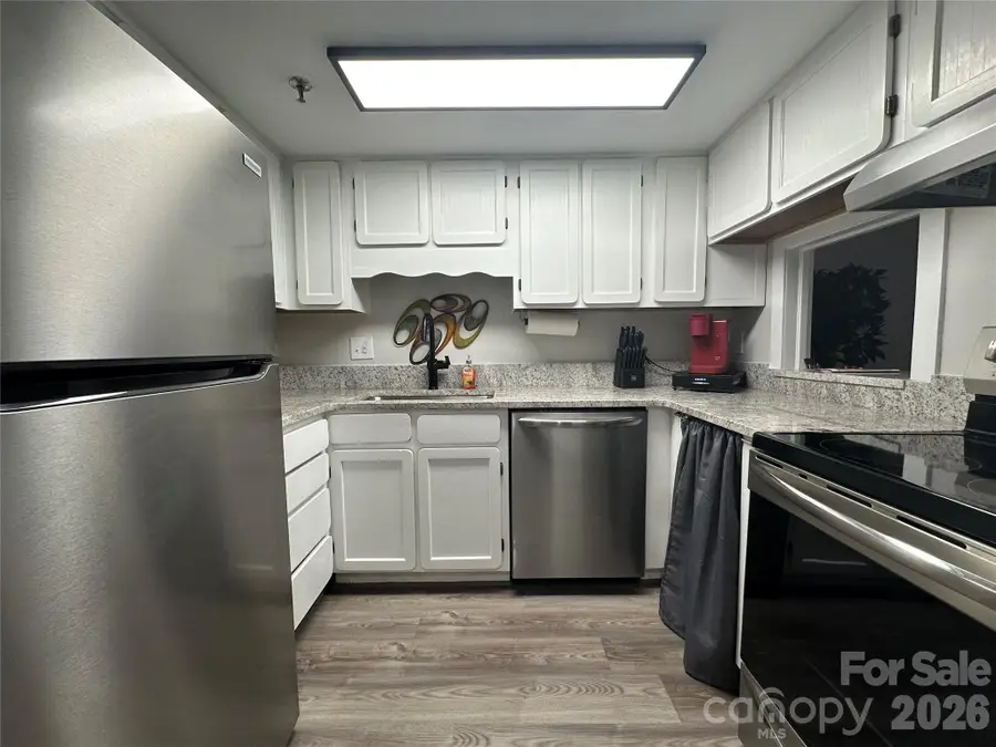 315 Spruce Street N #301, Winston Salem, NC 27101 - #2