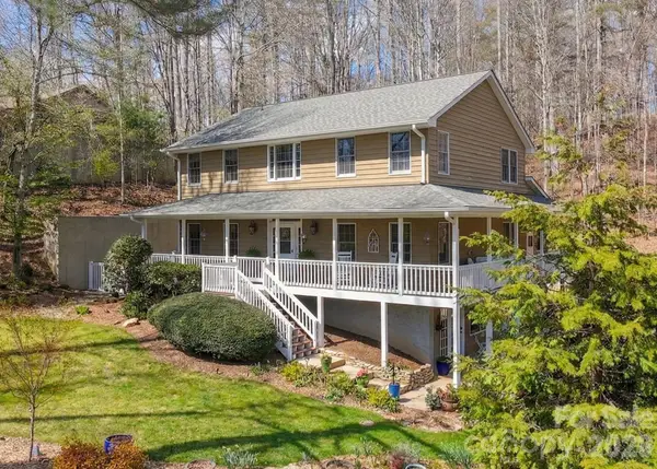 94 Squirrel Trail, Hendersonville, NC 28791