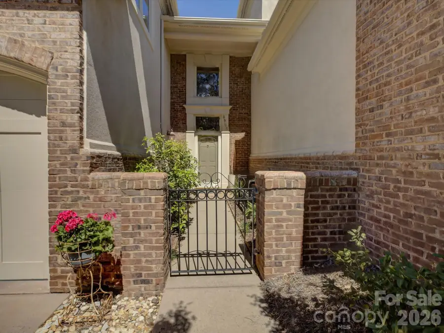 8905 Challis Hill Lane, Charlotte, NC 28226 - #2